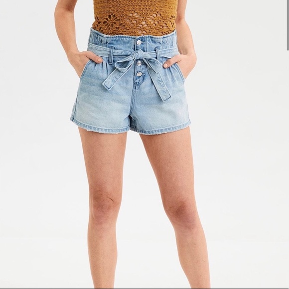 American Eagle Ruffled Paper Bag Shorts - Picture 1 of 5